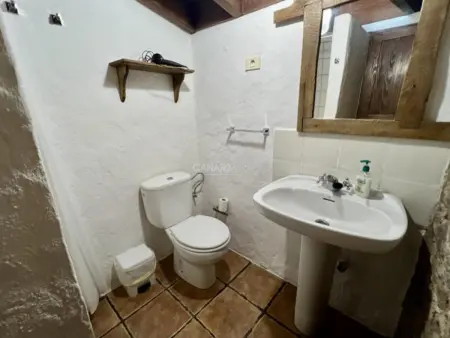 Évasion Rurale : Maison Canarienne avec Piscine et Jardin - Photo 21
