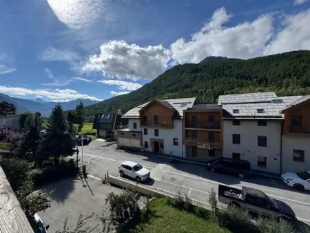 Appartement lumineux 3 pièces proche pistes avec balcon et parking - Photo 7