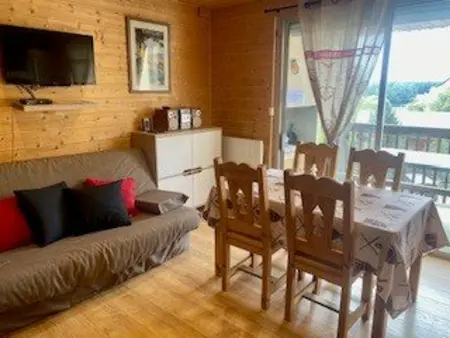 Studio rénové 3* au pied des pistes de Pyrénées 2000 avec terrasse et cuisine équipée - Photo 1