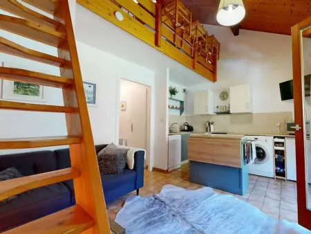 À Louer Duplex T3 à Saint-Jean-d'Aulps avec Balcon - Photo 2