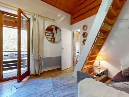 À Louer Duplex T3 à Saint-Jean-d'Aulps avec Balcon - Photo 4