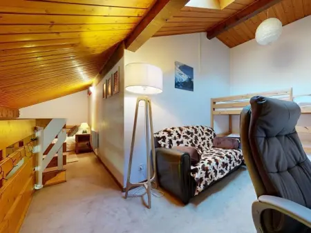 À Louer Duplex T3 à Saint-Jean-d'Aulps avec Balcon - Photo 5