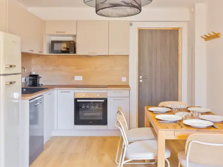 Appartement familial 4 adultes + 4 enfants, proche village, parking - Photo 2