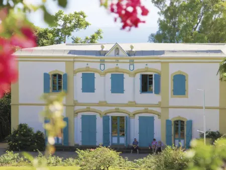 Gîte moderne à Saint-Paul avec jacuzzi et Wi-Fi gratuit - Photo 5
