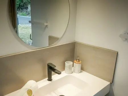 Gîte moderne avec vue mer, parking sécurisé et Wi-Fi à Saint-Paul - Photo 3
