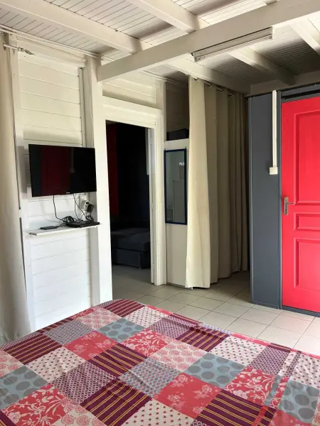 Appartement confortable à Baie-Mahault, 35 m² avec terrasse - Photo 6