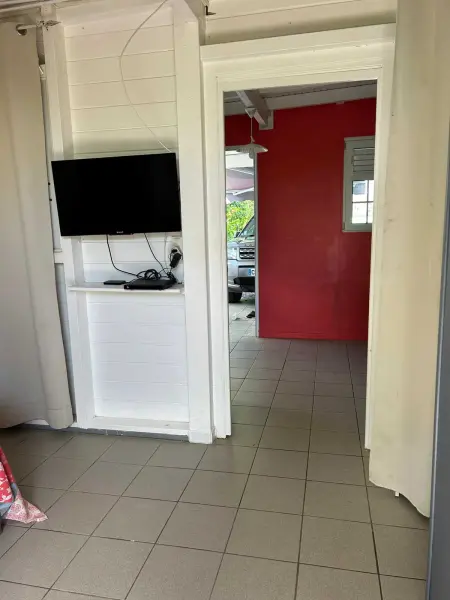 Appartement confortable à Baie-Mahault, 35 m² avec terrasse - Photo 12