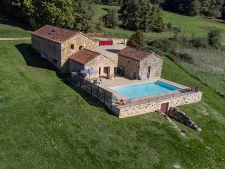 Gite Constantin, Gîte superbe + piscine privée et vue imprenable - Photo 1