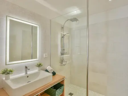 Gite Constantin, Gîte superbe + piscine privée et vue imprenable - Photo 26
