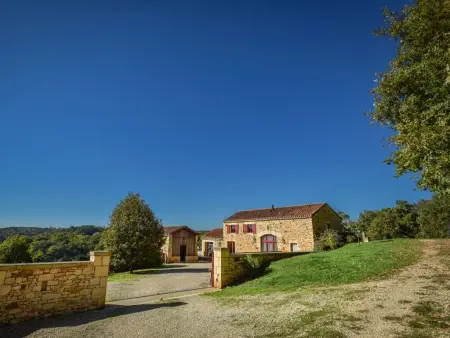 Gite Constantin, Gîte superbe + piscine privée et vue imprenable - Photo 27