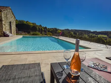 Gite Constantin, Gîte superbe + piscine privée et vue imprenable - Photo 39