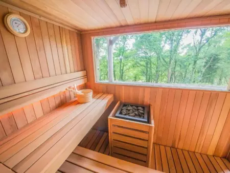 The Green, Villa spacieuse dans les verts avec sauna - Photo 1