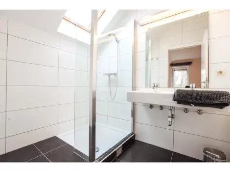 The Green, Villa spacieuse dans les verts avec sauna - Photo 19