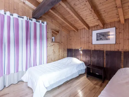 Chalet pour 10 personnes, proche des pistes, avec cheminée et garage, animaux admis - Photo 7