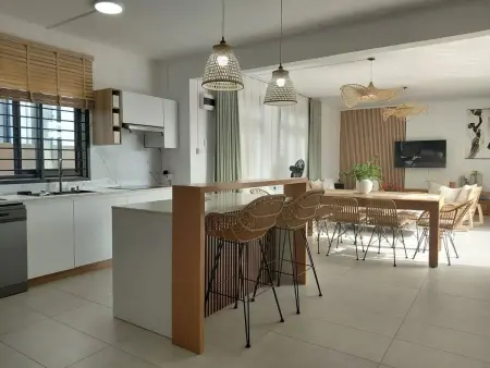 Villa spacieuse à Grand Baie avec piscine partagée - Photo 1