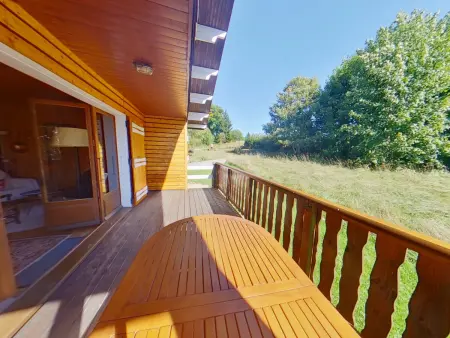 Chalet spacieux à Les Rousses pour 10 pers, proche commerces - Photo 2