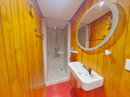 Chalet spacieux à Les Rousses pour 10 pers, proche commerces - Photo 18