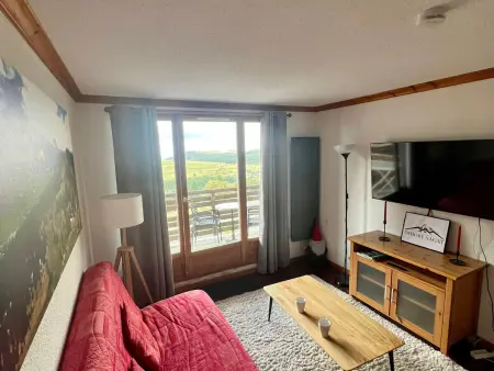 Appartement accueillant pour 6 avec balcon et parking proche des pistes - Photo 4