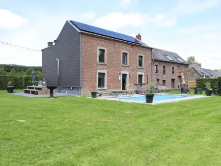 Relais de Zoé, Gîte familial accueillant avec piscine et sauna. - Photo 4