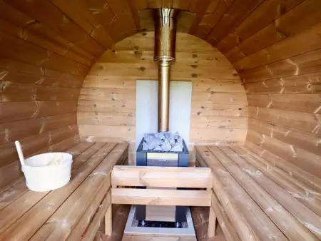 Relais de Zoé, Gîte familial accueillant avec piscine et sauna. - Photo 10