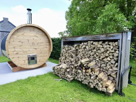 Relais de Zoé, Gîte familial accueillant avec piscine et sauna. - Photo 12
