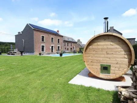 Relais de Zoé, Gîte familial accueillant avec piscine et sauna. - Photo 13