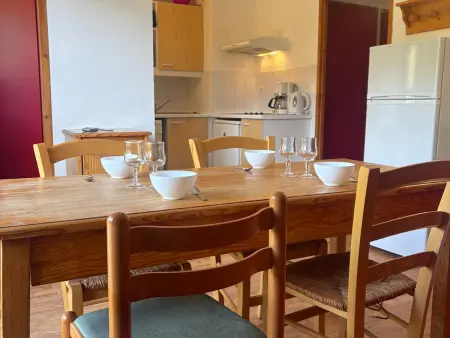 Appartement 2 chambres aux pieds des pistes, parking gratuit - Photo 2