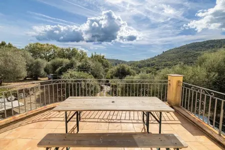 YJ-153-VEYANS, Maison climatisée 4 chambres/10 personnes avec piscine – 40 min de Cannes - Photo 7
