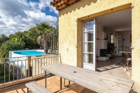 YJ-153-VEYANS, Maison climatisée 4 chambres/10 personnes avec piscine – 40 min de Cannes - Photo 8