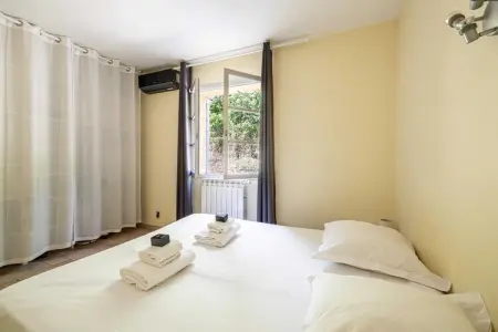 YJ-153-VEYANS, Maison climatisée 4 chambres/10 personnes avec piscine – 40 min de Cannes - Photo 23