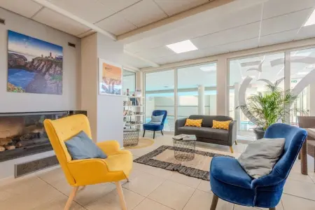 D. de Bertheaume N°214 - 2P5, Appartement moderne près du centre-ville - Photo 2