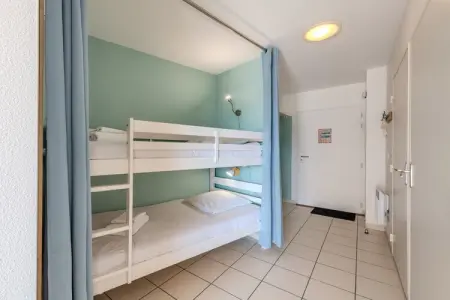 D. de Bertheaume N°214 - 2P5, Appartement moderne près du centre-ville - Photo 9