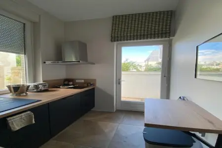 Appartement avec la petite cour, Séjour de charme au cœur de Vittel - Photo 9