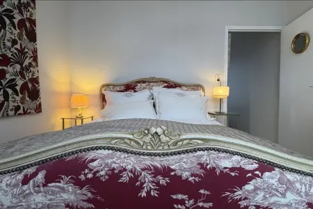 Appartement avec la petite cour, Séjour de charme au cœur de Vittel - Photo 11