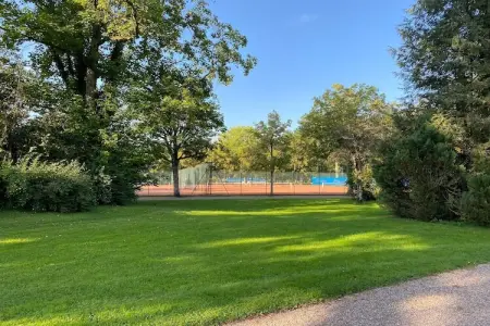 Appartement avec rooftop terrace, Charmant séjour avec toit-terrasse à Vittel. - Photo 30