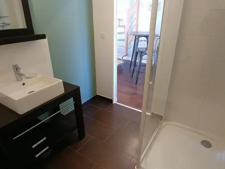 Appartement cosy à Portbail avec internet et charges incluses - Photo 4