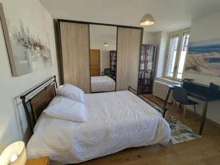 Appartement lumineux au cœur de Montargis avec vue sur le canal - Photo 3