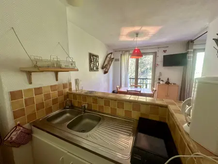 Studio cabine pour 4, proche pistes avec parking - Photo 4
