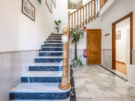 Maison individuelle spacieuse et intime près de Grenade - Photo 2