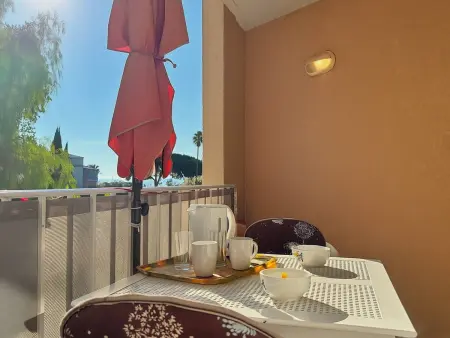 Studio cabine proche plage avec balcon et parking privatif - Photo 2