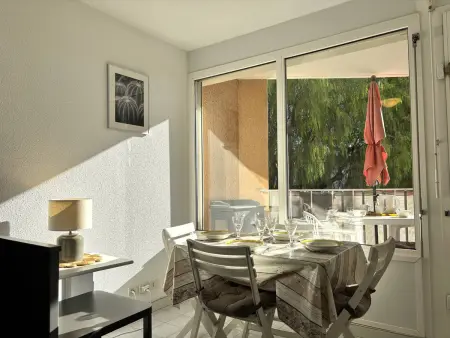 Studio cabine proche plage avec balcon et parking privatif - Photo 4