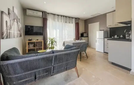 Gîte jacuzzi Alpilles, Maison 2 personnes à Aureille - Photo 2