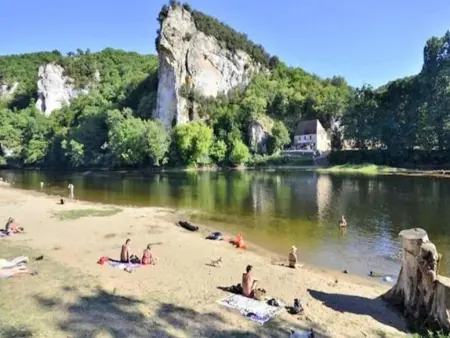 La Roque Haute, Gîte superbe + piscine privée et vue imprenable - Photo 34