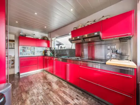 Illustrious, Maison de vacances rénovée au calme - Photo 2
