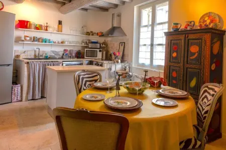 Chez Vous à Uzès, Appartement avec piscine chauffée à Uzès - Photo 3