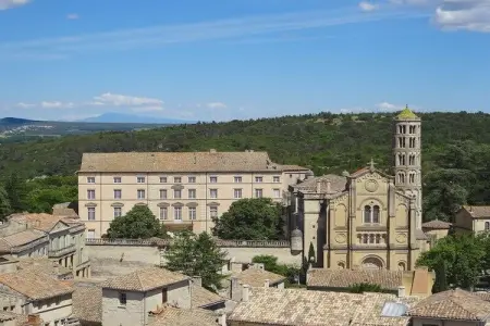 Chez Vous à Uzès, Appartement avec piscine chauffée à Uzès - Photo 4