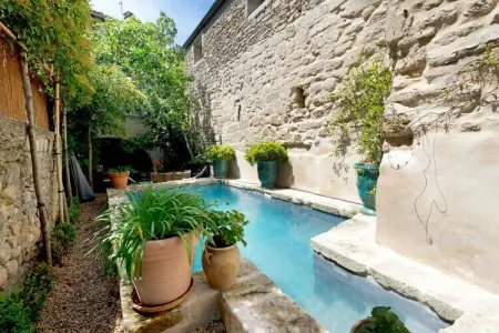 Chez Vous à Uzès, Appartement avec piscine chauffée à Uzès - Photo 6