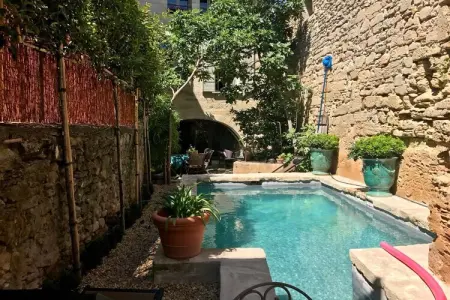 Chez Vous à Uzès, Appartement avec piscine chauffée à Uzès - Photo 7