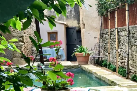 Chez Vous à Uzès, Appartement avec piscine chauffée à Uzès - Photo 8