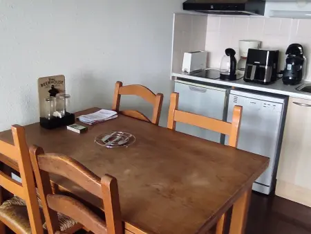 Appartement cosy avec piscine privée et parking à Super-Besse - Photo 4